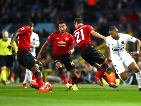 "Cậu ta là nỗi ô nhục của Man Utd"