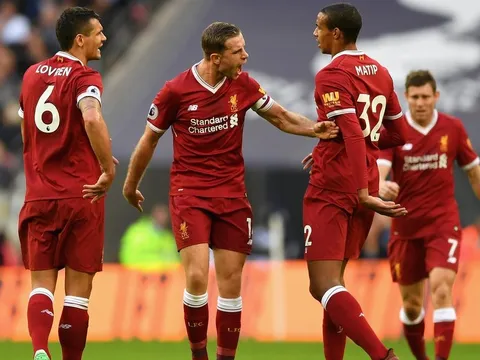 "Cậu ta thường xuyên quát nạt đồng đội tại Liverpool"