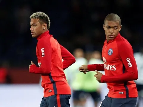 Cavani lại 'phủi tay' với Neymar, PSG coi chừng đấy!