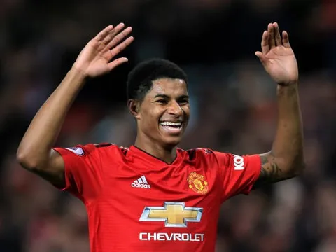 'Cày nát' cánh trái, Man United hủy diệt Fulham với tỉ số hiếm thấy