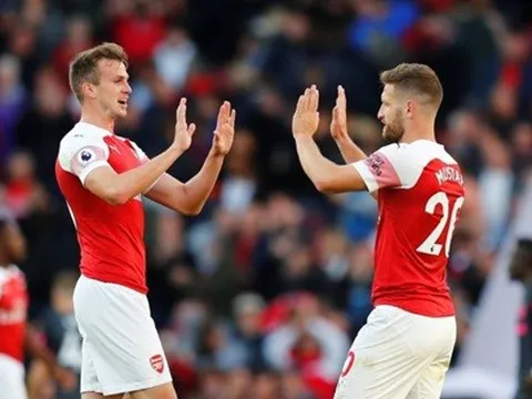 CĐV Arsenal chỉ ra cái tên chơi như "quái thú" dưới thời Emery