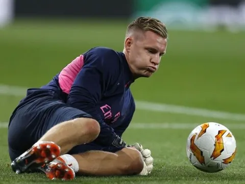 CĐV Arsenal: "De Gea không thể sánh bằng cái tên này"