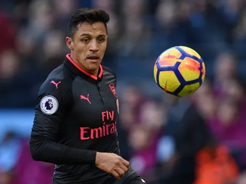CĐV Arsenal: Sanchez đang đá cho Man City!