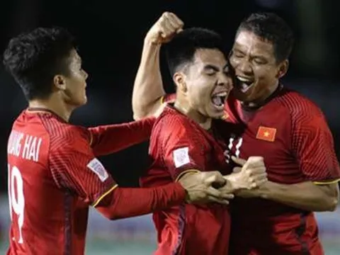 CĐV Thái Lan: "Chúng tôi thích cách Việt Nam chơi bóng"