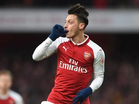 Chấm điểm Arsenal 1-0 Newcastle: Đẳng cấp Mesut Ozil!