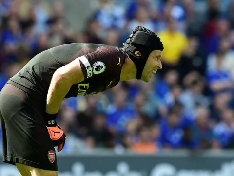 Chấm điểm Arsenal: Học Alisson, Cech suýt nữa gia nhập "ngành"