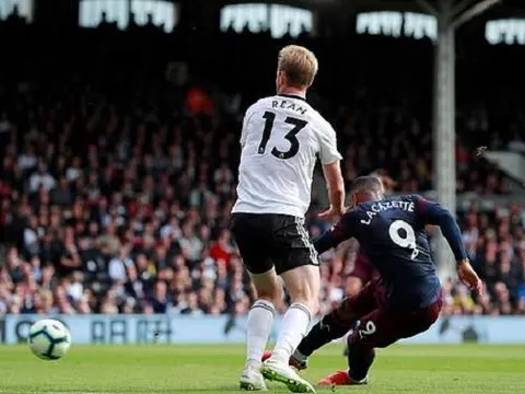 Chấm điểm Arsenal: Lacazette đá như lên đồng