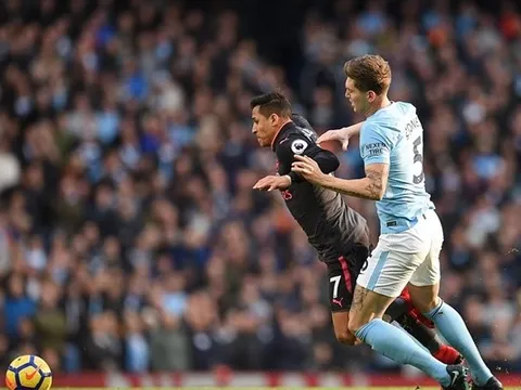 Chấm điểm Arsenal: Ozil, Sanchez thành "bộ đôi cùng... lùi"