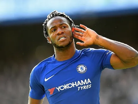 Chấm điểm Chelsea: Batshuayi làm lu mờ Morata