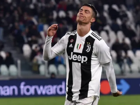Chấm điểm Juventus trận Chievo: Tệ đến khó tin, Ronaldo 'đội sổ'