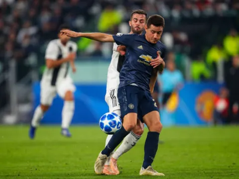Chấm điểm Man United trận Juve: Herrera gánh cả hàng tiền vệ