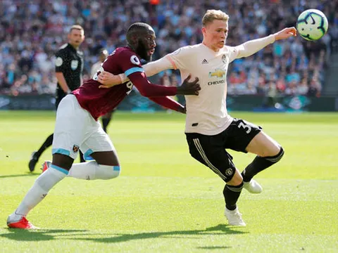 Chấm điểm Man United trận West Ham: Thay đổi thảm họa của Mourinho