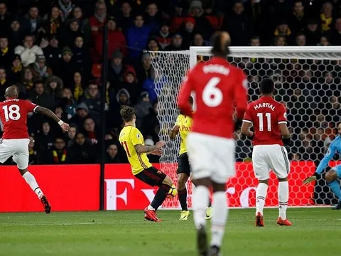 Chấm điểm Man Utd trận Watford: Young trẻ lại, Martial thăng hoa ở vị trí mới