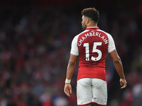 Chamberlain: Rời Arsenal là quyết định khó khăn, nhưng...