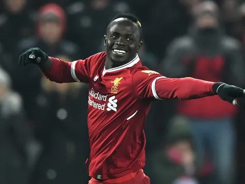 Champions League trở lại, Liverpool dùng đội hình nào?