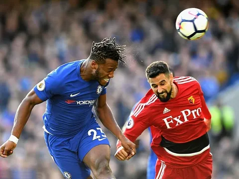 Chelsea 4-2 Watford: Ngày của Batshuayi