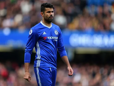 Morata chưa thể sánh bằng Costa