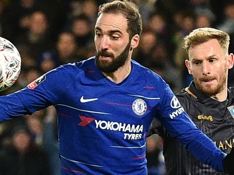 "Chelsea cần cậu ấy, không phải Higuain"