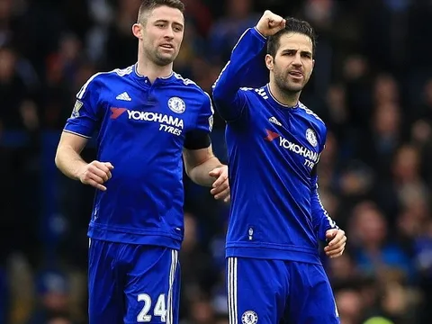 Chelsea chơi khởi sắc hơn, Fabregas và Cahill có lý do để lo lắng