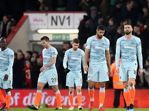 Chelsea - tấm gương phản chiếu bóng đá thời hỗn mang