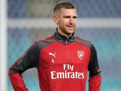 Chỉ có hai cầu thủ Arsenal xuất sắc nhất trong mắt Mertesacker