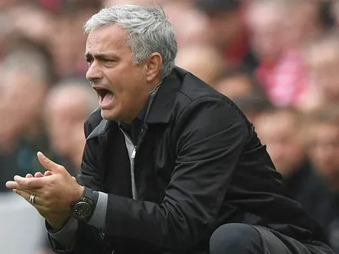 Chỉ trích Jose Mourinho? Hãy chờ cuối mùa giải