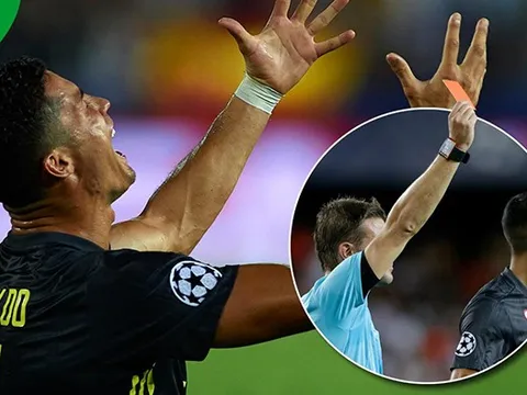 "Chiếc thẻ đỏ của Ronaldo là một điều ngu xuẩn"