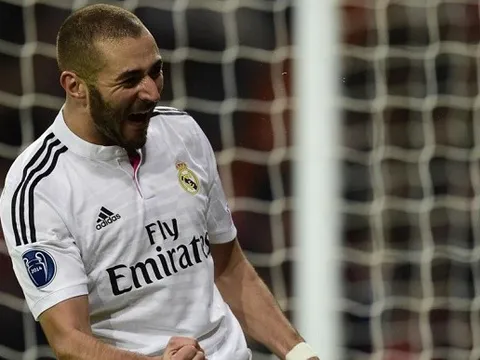 Chính thức: Benzema gia hạn hợp đồng với Real Madrid