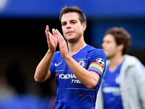 CHÍNH THỨC: Cesar Azpilicueta chốt tương lai tại Chelsea