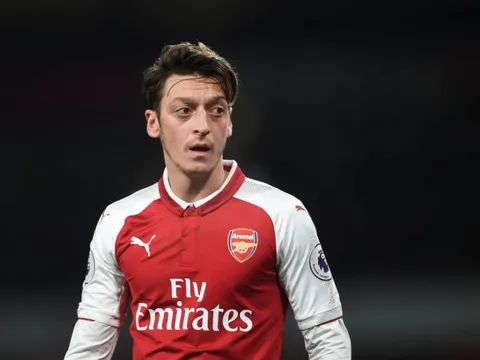 Chọn Man Utd hay Barca, Mesut Ozil đã có quyết định cuối cùng