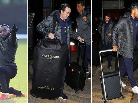 Chưa đá, sao Arsenal đã ra dấu hiệu chiến thắng trước Man City