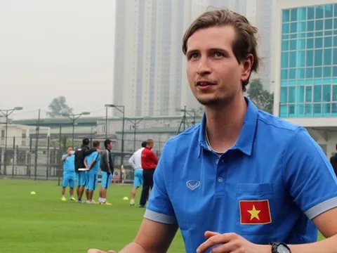 Chuyên gia vật lý trị liệu Pablo Lester Sawicki chia tay ĐT Việt Nam