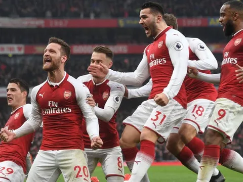 "Có điều gì đó khác lạ thôi thúc tôi phải đến Arsenal"