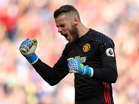 Còn ai xuất sắc hơn De Gea lúc này?