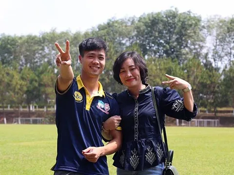 Người nhà bất ngờ tiết lộ mức lương của Công Phượng tại HAGL