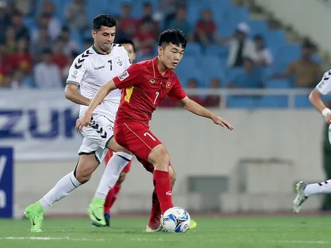 Công Phượng và Xuân Trường bị chê trong trận ra mắt của HLV Park Hang-seo