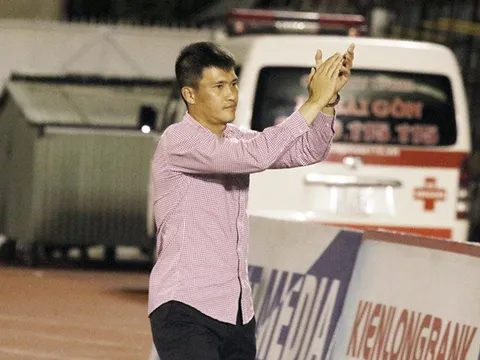 Công Vinh bị VPF nhắc nhở