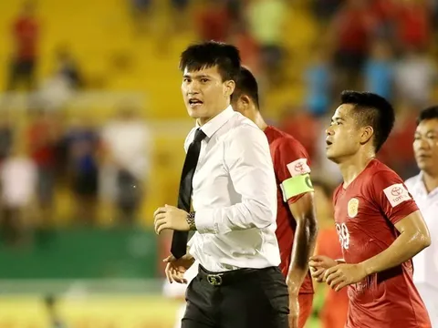 Công Vinh có xây được “Dream Team”?