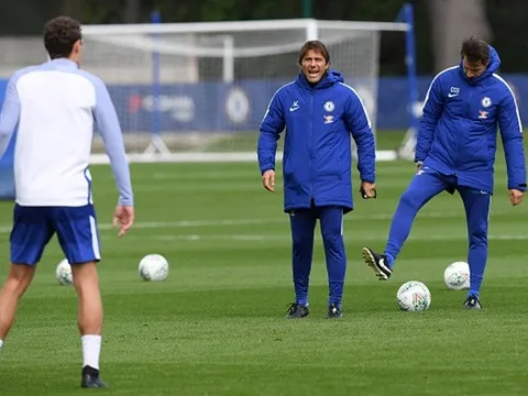 Conte đổ một tấn áp lực lên học trò trong buổi tập mới nhất