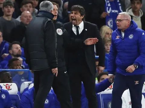 Conte khuyên Mourinho nên bớt 'nhiều chuyện' lại