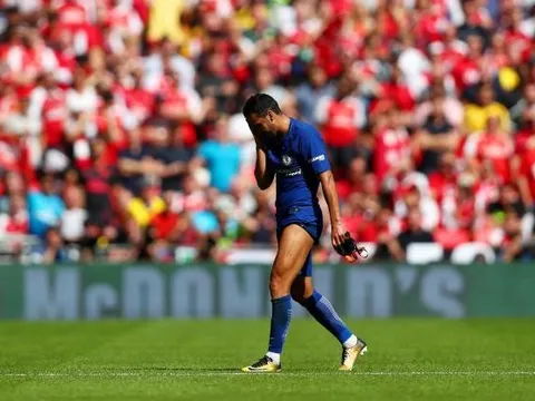 Conte lý giải lý do rút sớm Pedro trong trận đấu với Arsenal