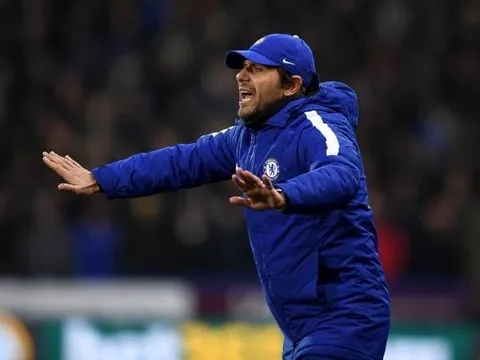 Conte phó mặc chuyển nhượng cho ban lãnh đạo Chelsea