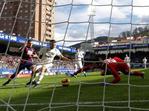 Courtois - Bom xịt đáng thất vọng nhất lịch sử Real