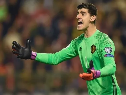 Courtois tung thông điệp bất ngờ sau scandal nói xấu Mourinho và Conte