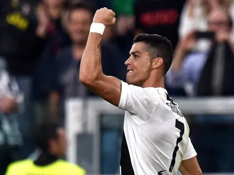 Juventus hòa Genoa 1-1: Cái giá của sự cung phụng Ronaldo