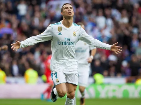 Cristiano Ronaldo chơi tuyệt hay trước Sevilla
