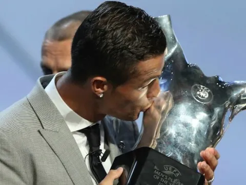 Cristiano Ronaldo chọn ra 10 QBV tương lai: Rashford sánh ngang Neymar, Hazard