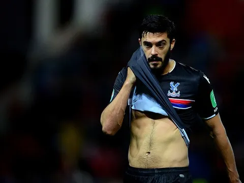 Crystal Palace thảm bại trước đội bóng Championship