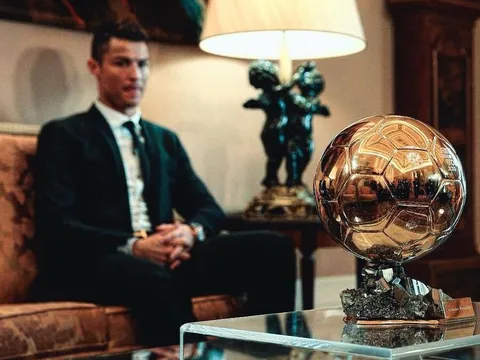 CỰC NÓNG: Rò rỉ dấu hiệu Ronaldo sẽ giành Quả bóng vàng