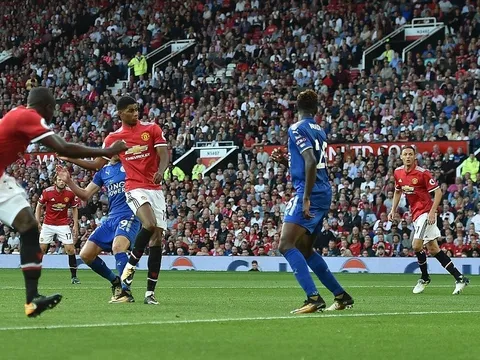 Cùng giành 9 điểm, nhưng Man Utd đã khác hẳn mùa trước